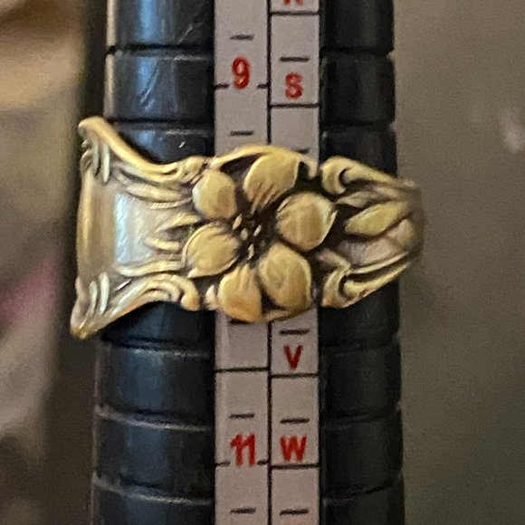 Handmade Vintage  floral Spoon Ring SZ 10 - Picture 3 of 3